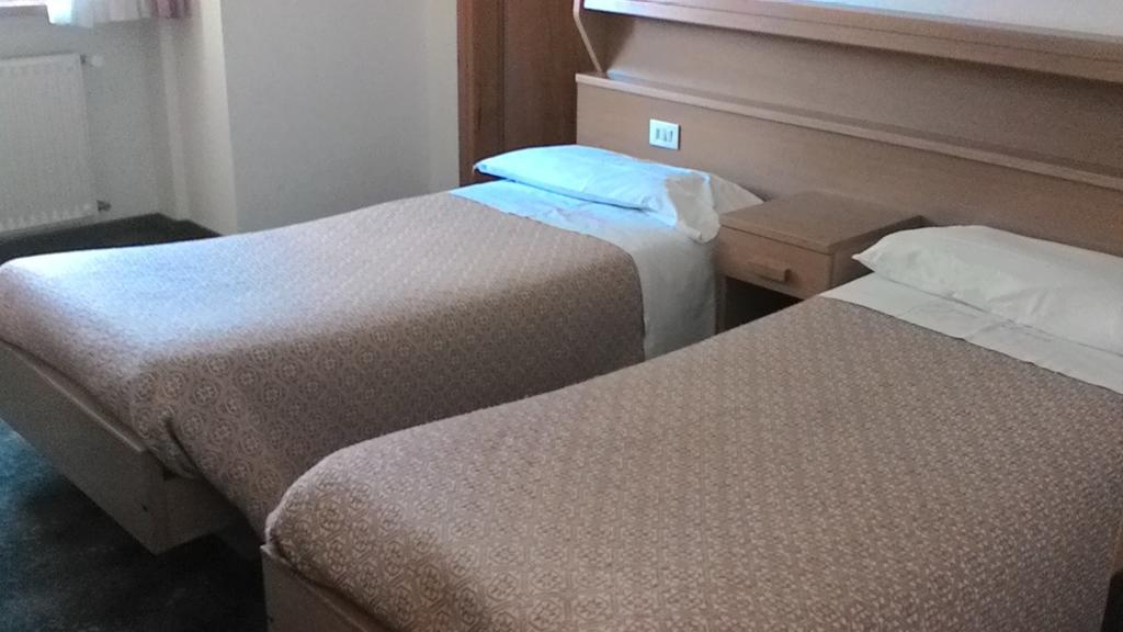 B&B Chiara- Алеге Екстериор снимка