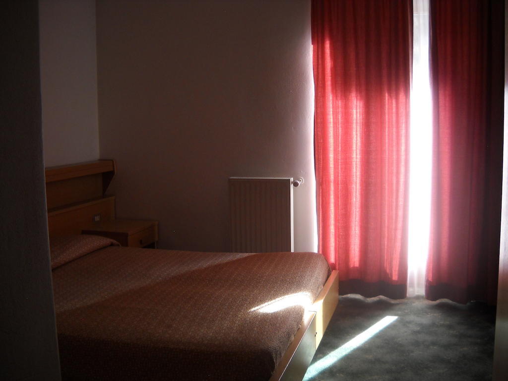 B&B Chiara- Алеге Стая снимка